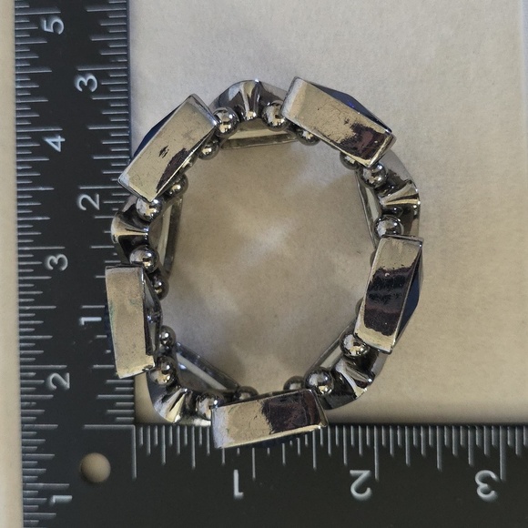 Silver and Sapphire Blue Triangle Crystal Stone Stretch Bracelet - Picture 7 of 10